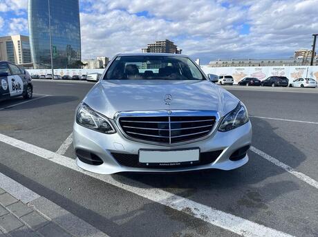 Mercedes E 220 2015