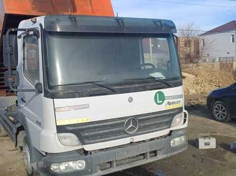 Mercedes Atego 818