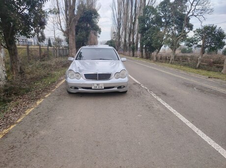 Mercedes C 240 2001