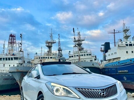 Hyundai Grandeur 2016