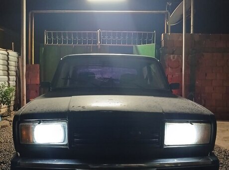 LADA (VAZ) 2107 2000