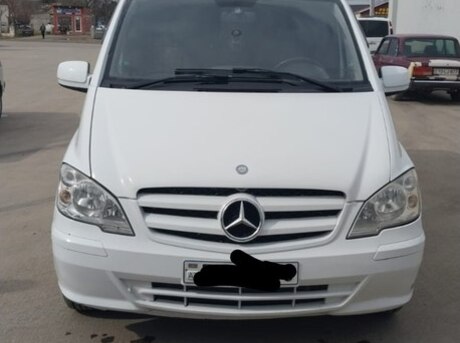 Mercedes  2012