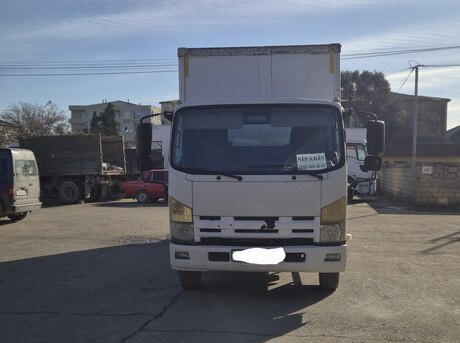 Isuzu NPR 75 L