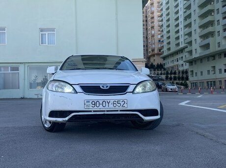 Daewoo Gentra 2014