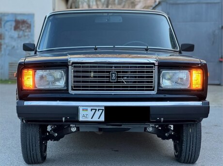 LADA (VAZ) 2107
