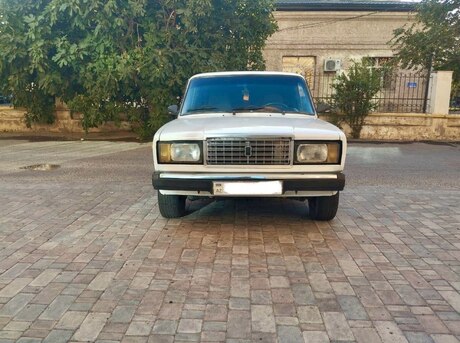 LADA (VAZ) 2107