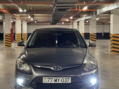 Hyundai i30 2011