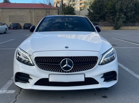 Mercedes C 300 4MATIC 2020