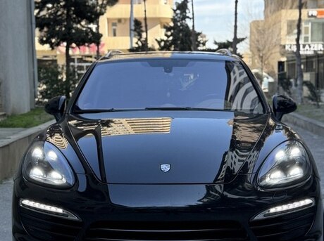 Porsche Cayenne 2012