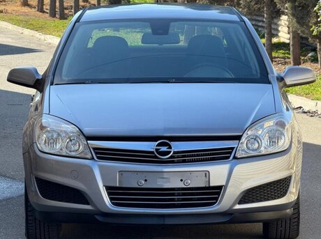Opel Astra 2007