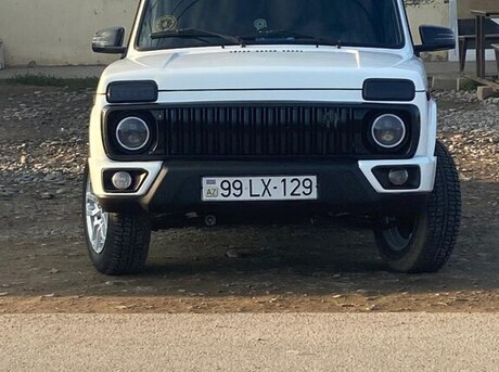LADA (VAZ) Niva 2013
