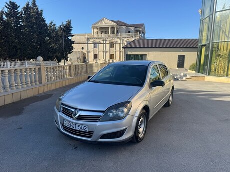 Opel Astra 2008