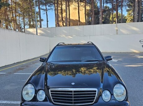 Mercedes E 270 2001