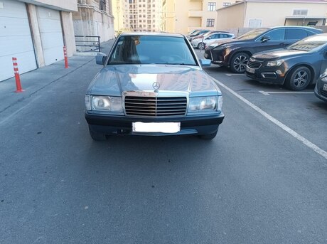 Mercedes 190 1992