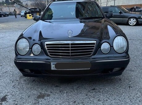 Mercedes E 270 2000