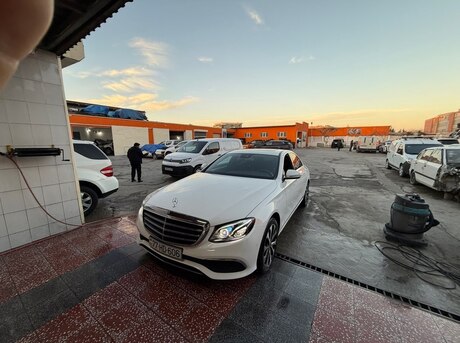 Mercedes E 220 d