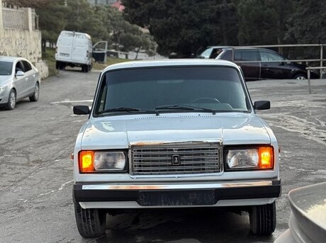 LADA (VAZ) 2107 2005