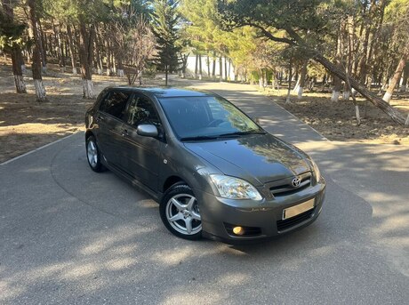 Toyota Corolla 2004