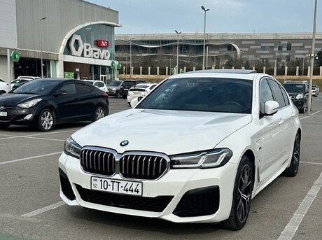 BMW 530e