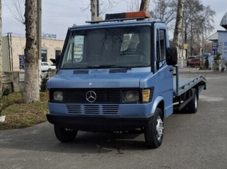 Mercedes 410 D