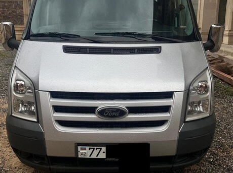 Ford Transit 2010