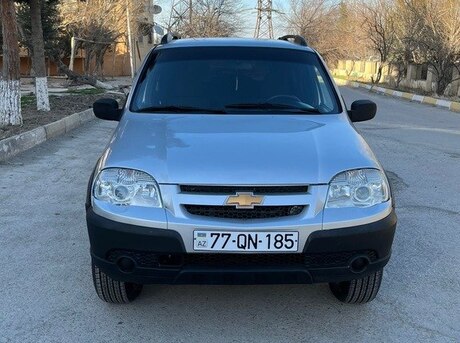 Chevrolet Niva 2011