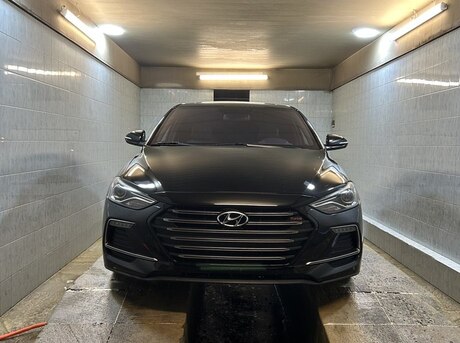 Hyundai Elantra 2017