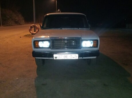 LADA (VAZ) 2107 2001