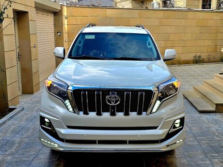 Toyota Land Cruiser Prado 2010