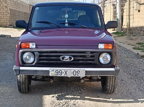LADA (VAZ) Niva 2015