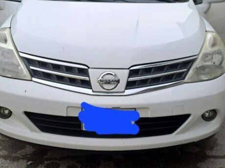 Nissan Tiida 2011