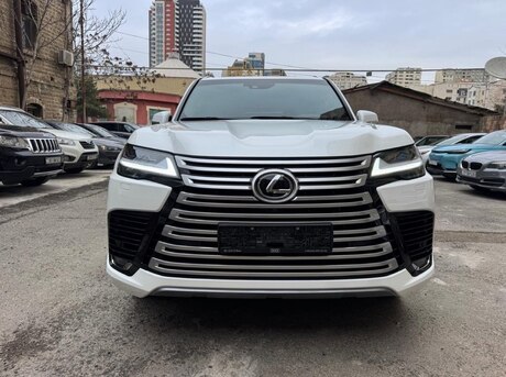 Lexus LX 600