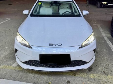BYD Seal 05