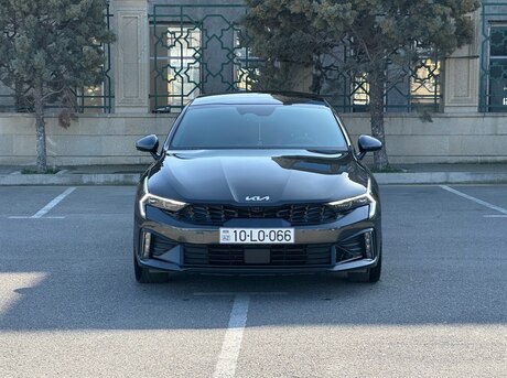 Kia K5 2025