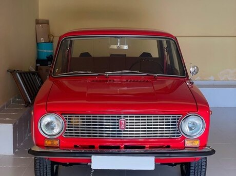 LADA (VAZ) 21011
