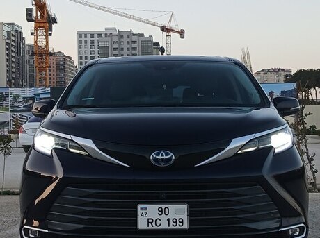 Toyota Sienna