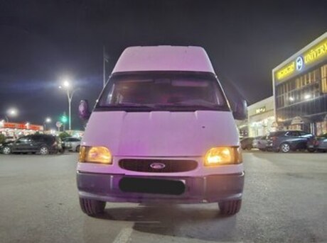 Ford Transit 2000
