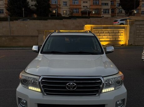 Toyota Land Cruiser 2013