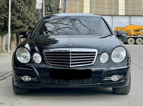 Mercedes E 220
