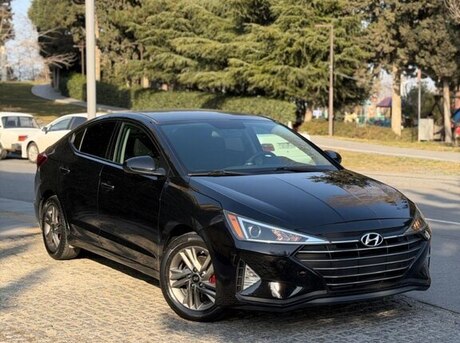 Hyundai Elantra 2019