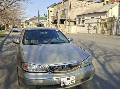 Nissan Maxima 2000