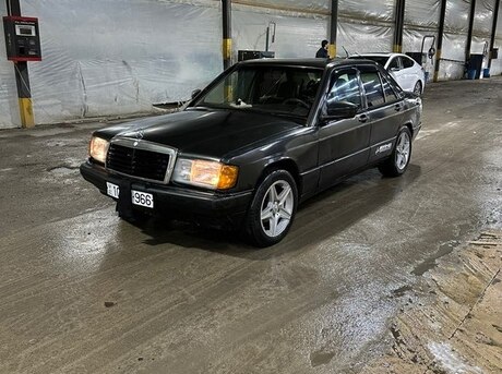 Mercedes 190 1990