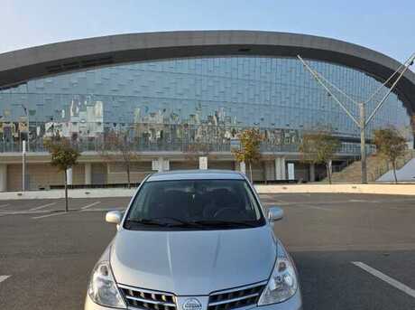 Nissan Tiida 2011