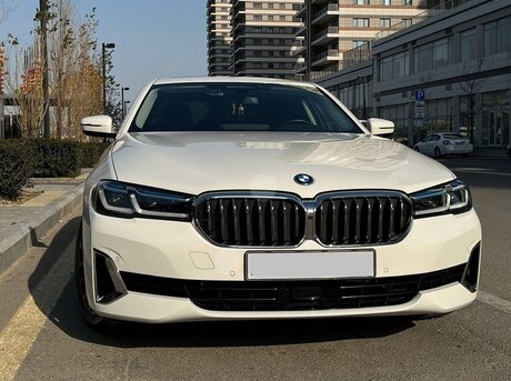 BMW 530e