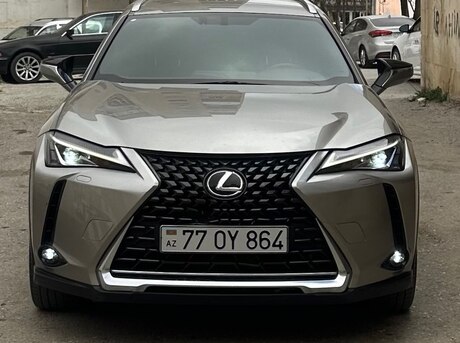 Lexus UX 200