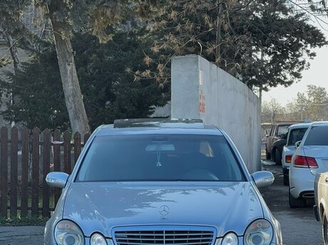 Mercedes E 240 2002