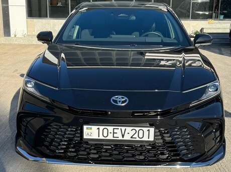 Toyota Camry 2024