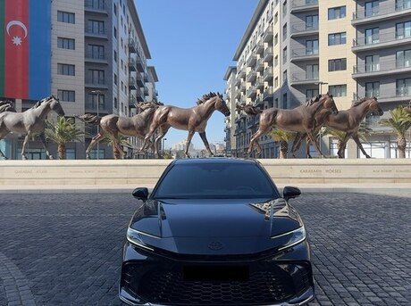 Toyota Camry 2024