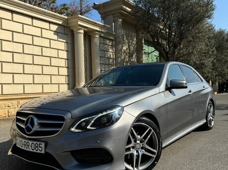 Mercedes E 200