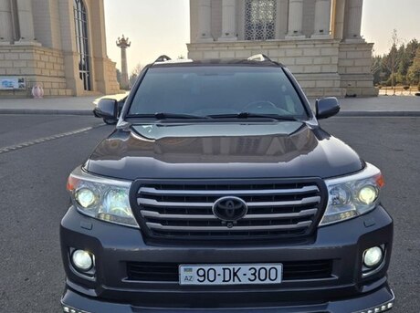 Toyota Land Cruiser 2013